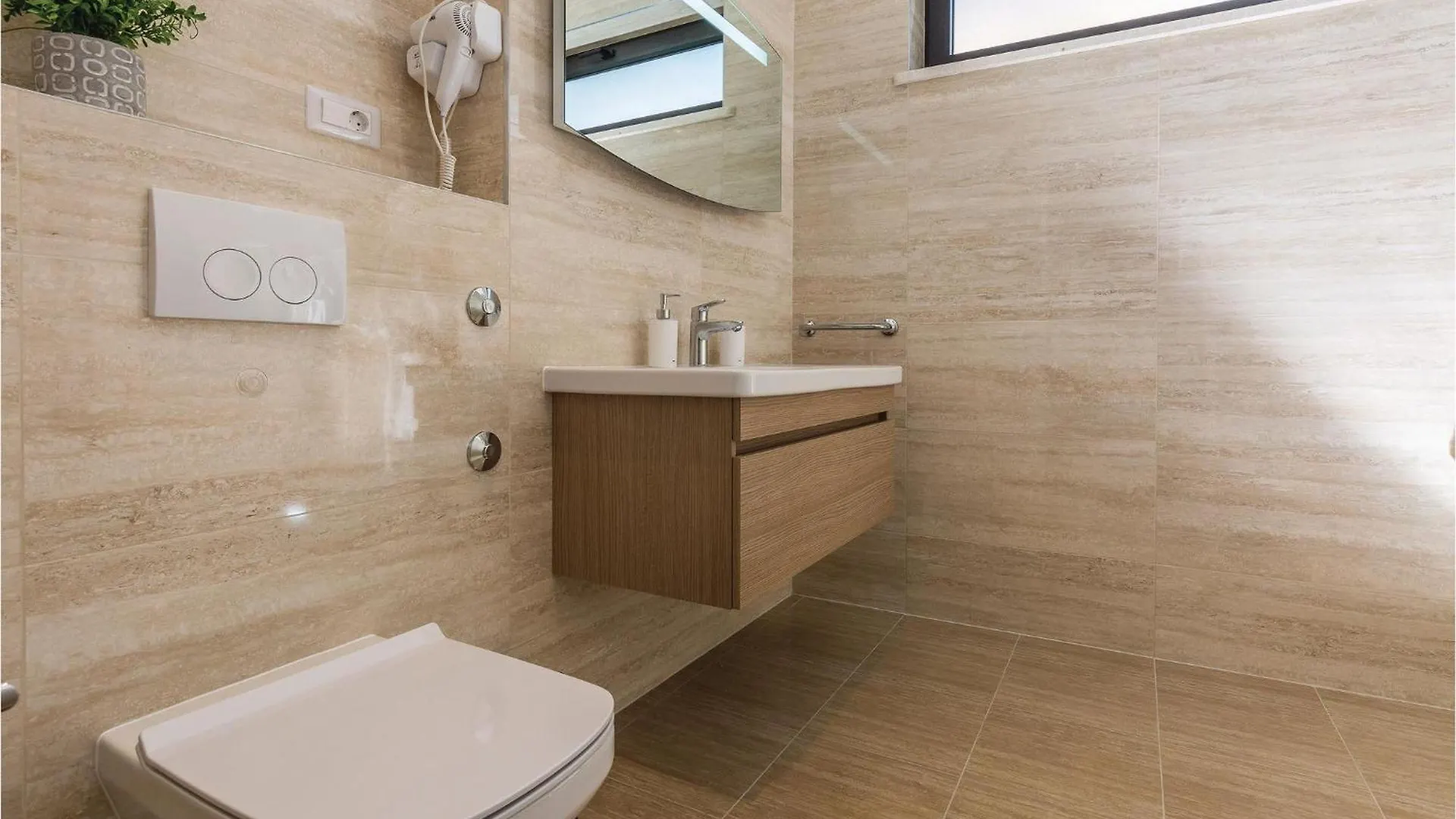 Amazing Home In Biograd With Kitchen Biograd Na Moru