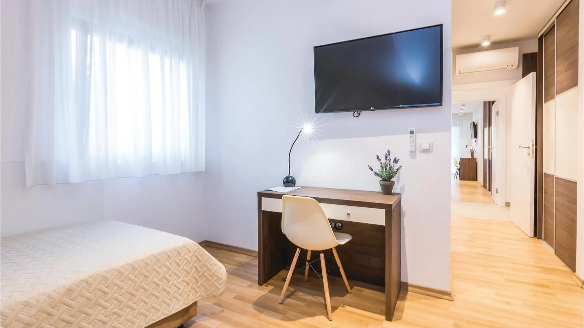 Amazing Home In Biograd With Kitchen Biograd Na Moru 0*,  Kroatien
